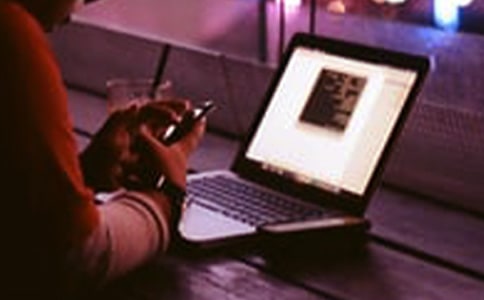 工作熬夜的说说心情短语