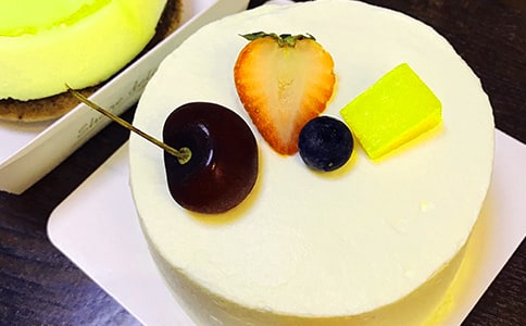 感谢朋友送的蛋糕短句