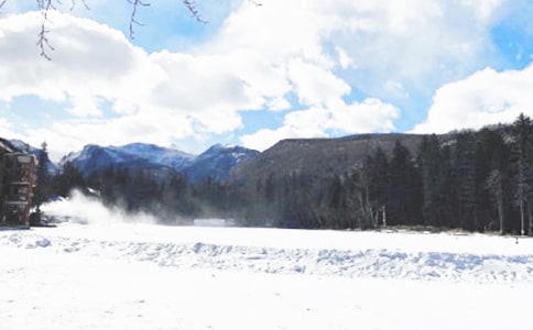 说说冬季滑冰容易发生的事情