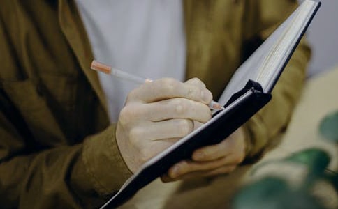 �������ԵĶ����300��