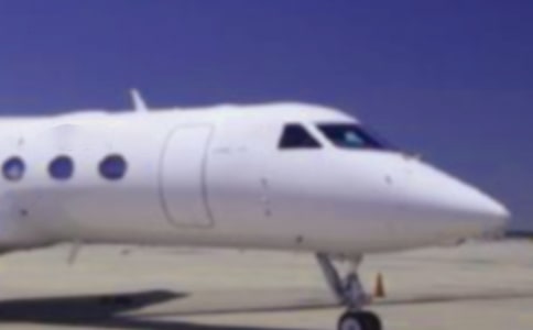 ���ڷɻ����������Ȧ˵˵