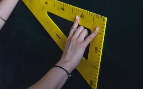 ���ڽ������������Ծ���