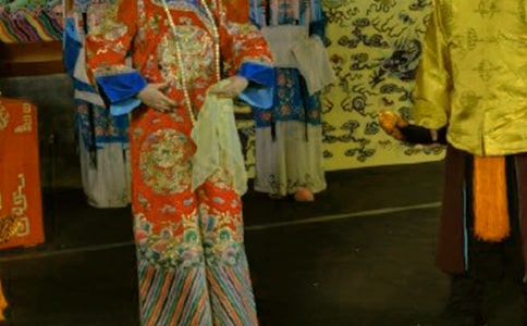 ��д���⾩���Ψ������