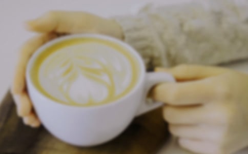 ��д����ɫΨ������