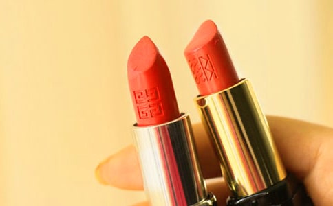 女孩子一定要涂口红的说说大全