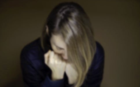 �������̲�ס�������˸�˵˵