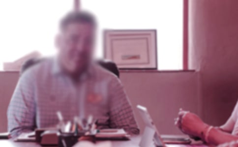 �쵼������ף����