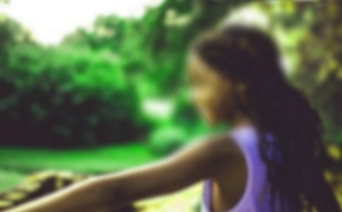 Ů������־����