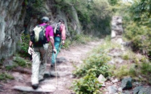 ��ɽ�������������˵˵