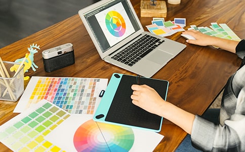 ���ʦ������������