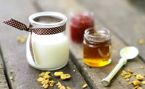 关于喜欢喝酸奶的心情说说