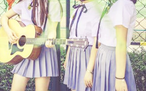 ͬѧ֮��ı�ҵף����