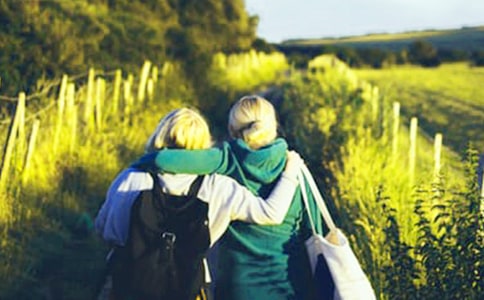 ���б�ҵͬѧ¼ף����