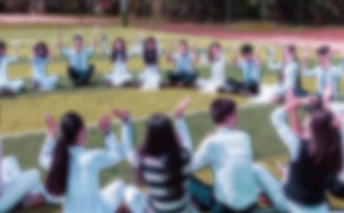 ��ѧ�ڵ���־����