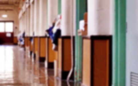 ����ѧУ����������թƭ�򱨷���