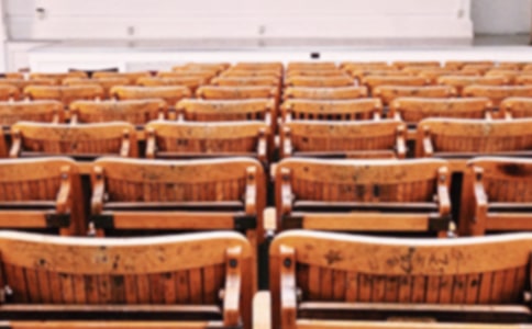 ѧУ��ҵף����