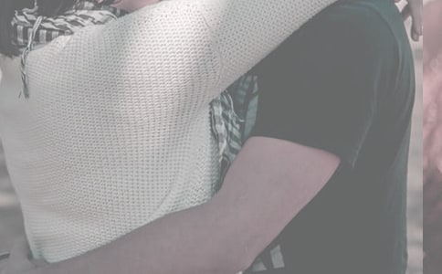 最近流行的说说 异地恋连个拥抱都是奢望