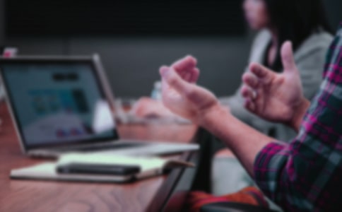 ����ְ������������¼70��