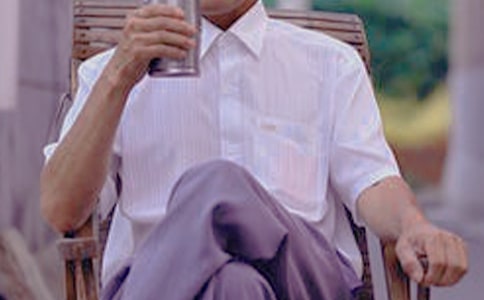 人到中年太多的无奈的说说范文通用