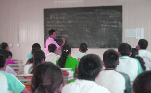 简洁的中学生的励志语录集合65条