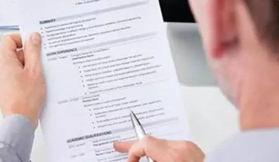 ��ְ������־����